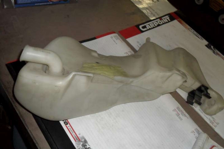 Ruitensproeierreservoir Audi Cabrio 92-00, Audi 80/90 87-96, Aud