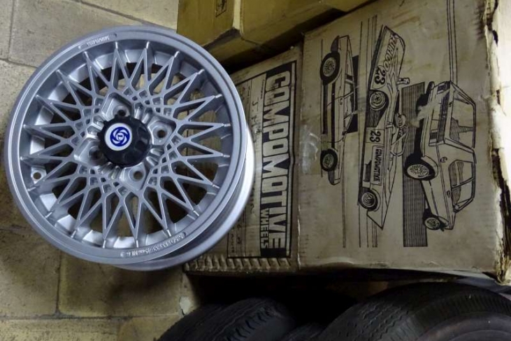 Set velgen compomotive CX 13 inch 4x100 ET45