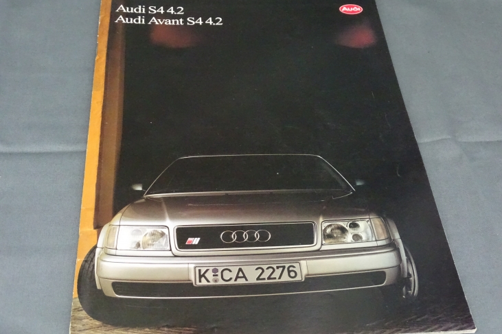 Folder Audi S4 4.2 + Audi Avant S4 4.2 1993 Nederlands