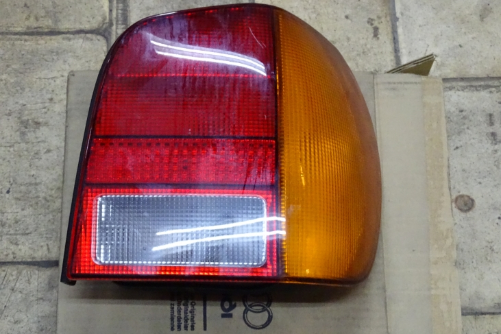 Achterlicht Vw Polo rechts 95-00