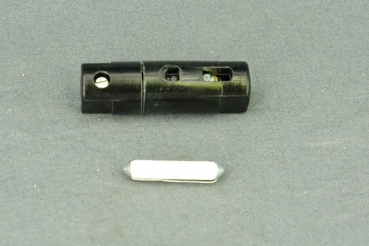 Zekeringhouder inclusief keramische zekering 8A