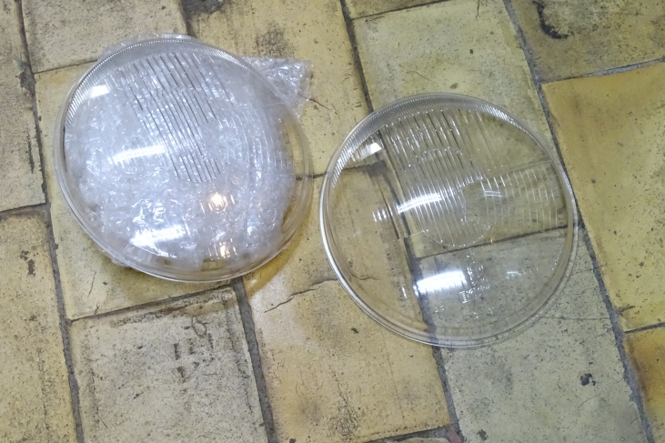 Set van 2 koplampglazen Vw Kever tot 1967 / Porsche 356