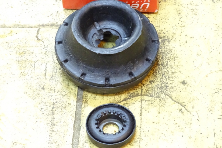 Ring voor schokbreker veerpootlager Ford Galaxy / Seat Alhambra / Cordoba / Ibiza / Inca / Toledo /  Vw Caddy 2 / Corrado / Golf 3 + 4 / Passat B3 + B4 / Polo 3 / Sharan / Vento