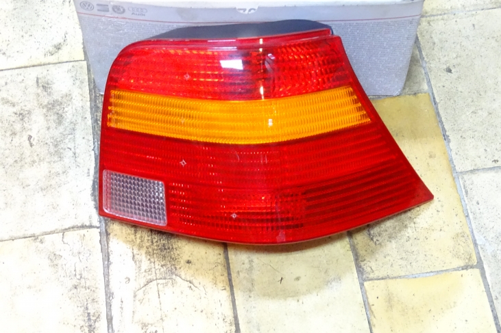 Achterlicht Vw Golf 4 rechts
