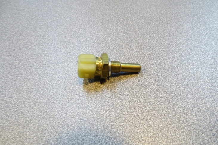 Koelvloeistoftemperatuursensor Audi 80 / 90 / 100 / Cabrio / Coupe   Vw Corrado / Golf 2 / Golf 3 / Jetta 2 / Passat B3 + B4 / Vento