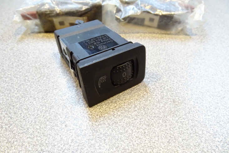 Schakelaar zetelverwarming Vw Golf 4