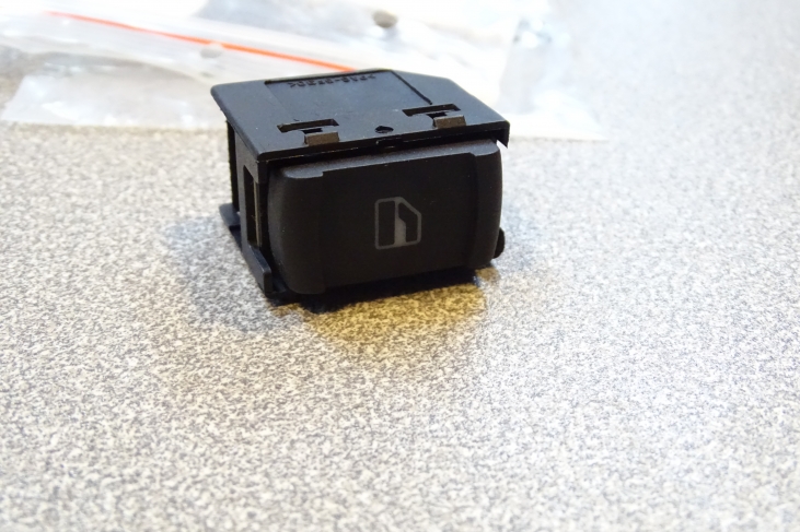 Schakelaar electrische ramen rechtsvoor Vw Bora / Golf 4 / Passat