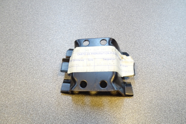 Bumpersteun rechts Audi 200